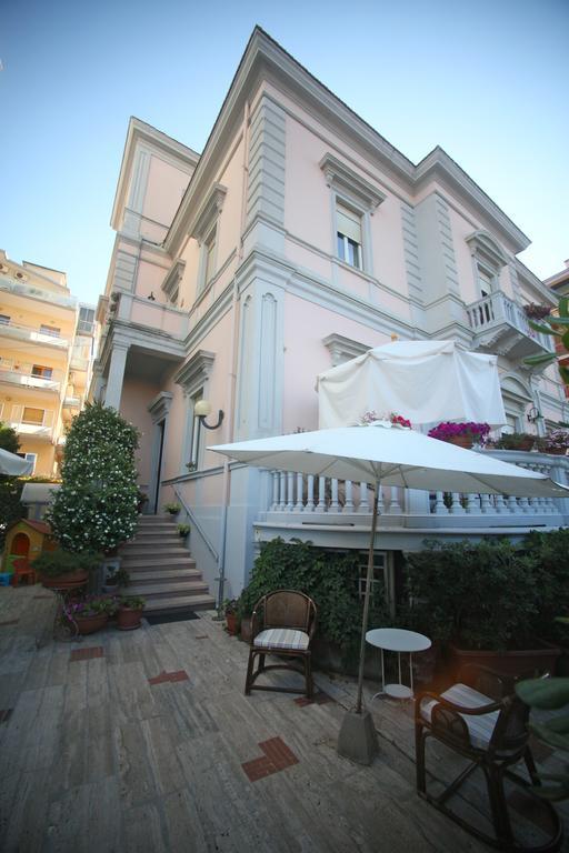 Villa L'Aurora ペスカーラ エクステリア 写真